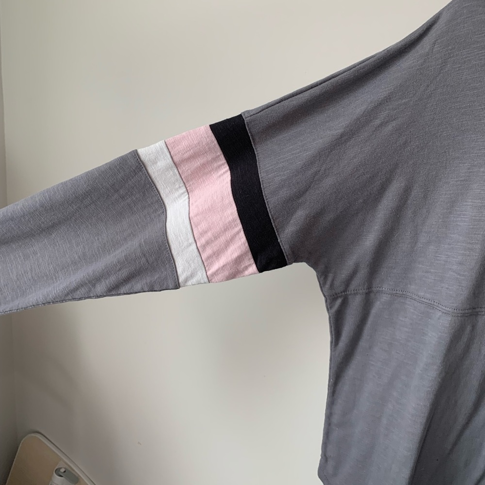 long sleeved tee - Picture 3 of 4